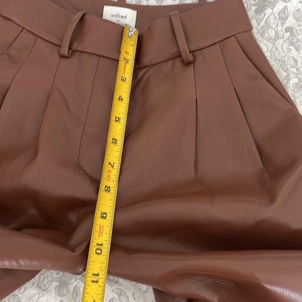 Wilfred x Aritzia brown vegan leather high rise pleated pants size 00 - Picture 6 of 11